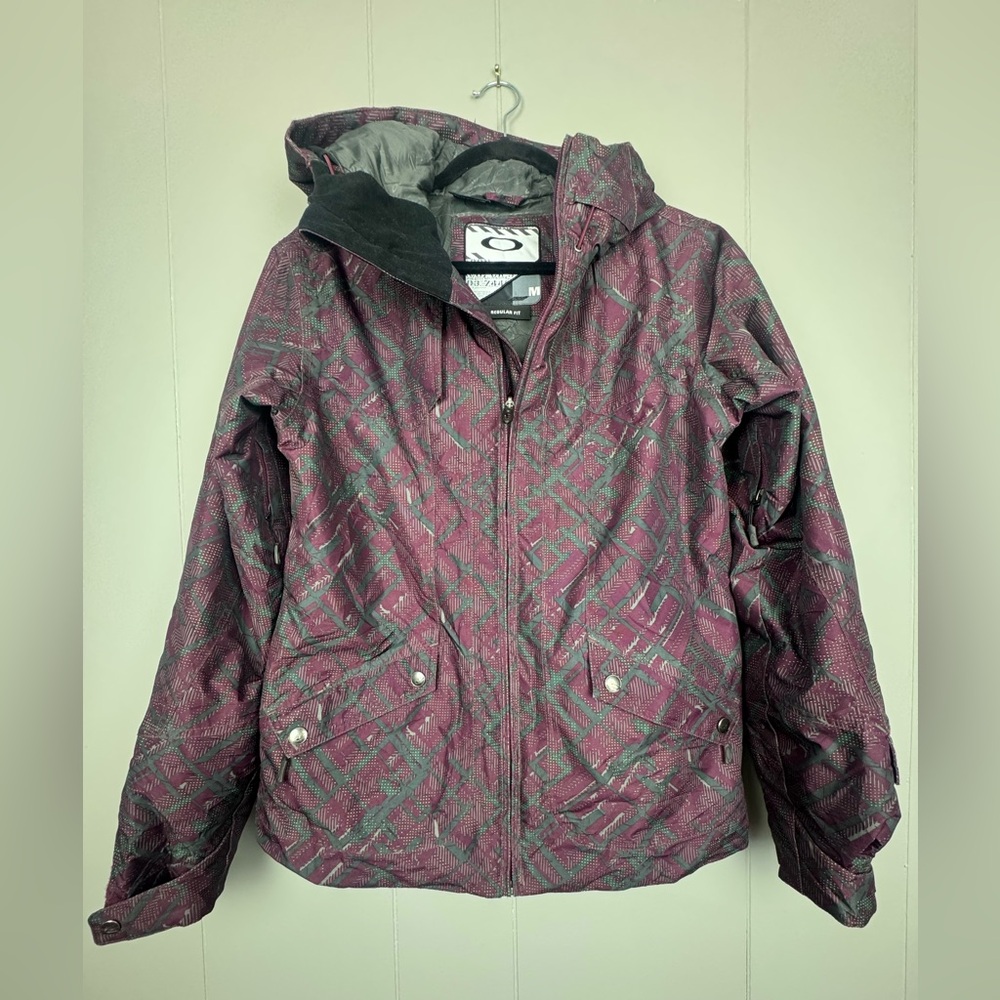 Vintage Y2K Oakley Purple Geo Plaid Snowboard Jacket Woman’s Medium